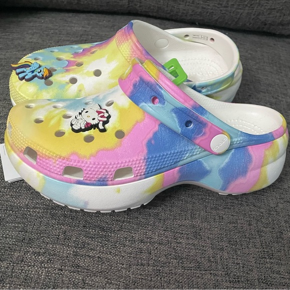 Sold out Crocs Classic Platform tie-dye graphic clog - Picture 4 of 6